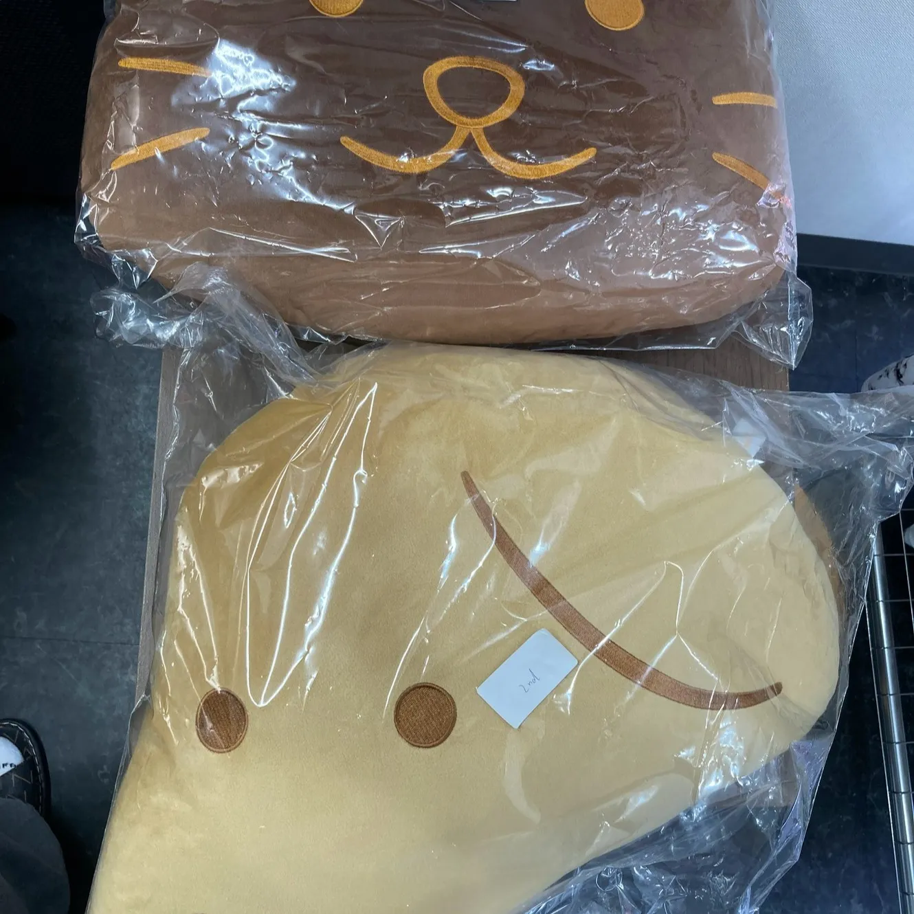 キャラクタークッションの生産
